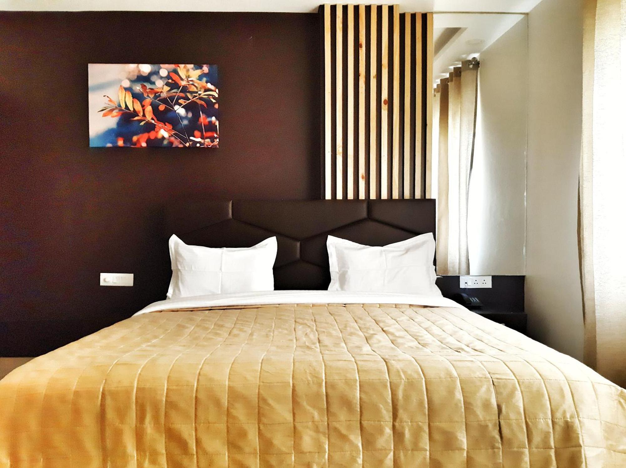 Hotel Delhi Aerocity, Nh 48 Нью-Дели Экстерьер фото