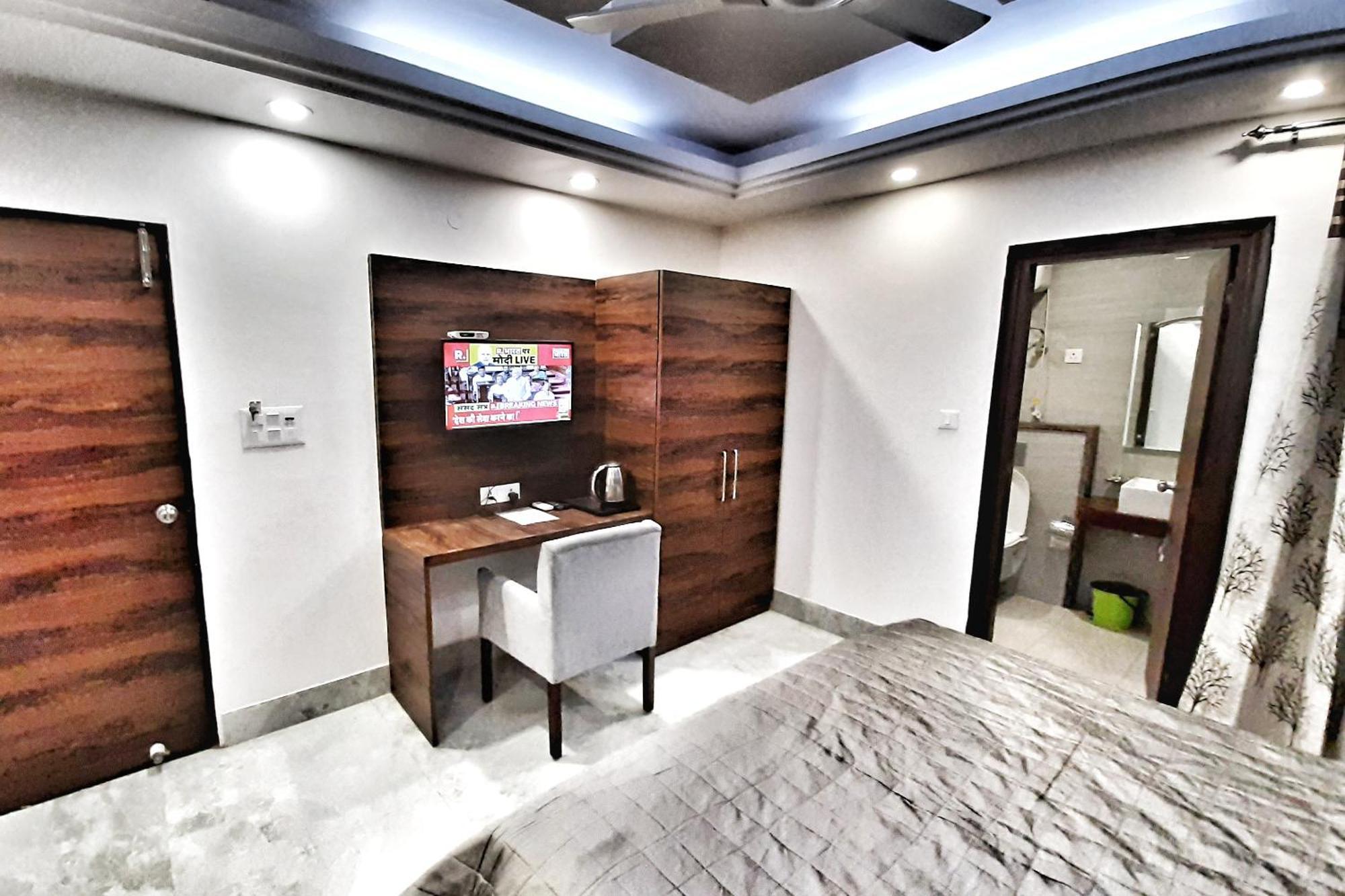 Hotel Delhi Aerocity, Nh 48 Нью-Дели Экстерьер фото