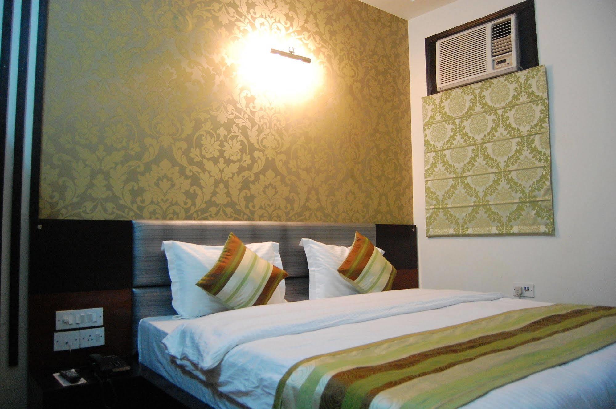 Hotel Delhi Aerocity, Nh 48 Нью-Дели Номер фото
